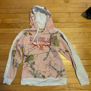 Cabelas pink camo sweatshirt